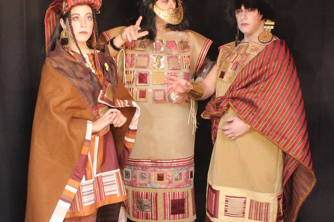 Khuyay. Amor, amada, amar