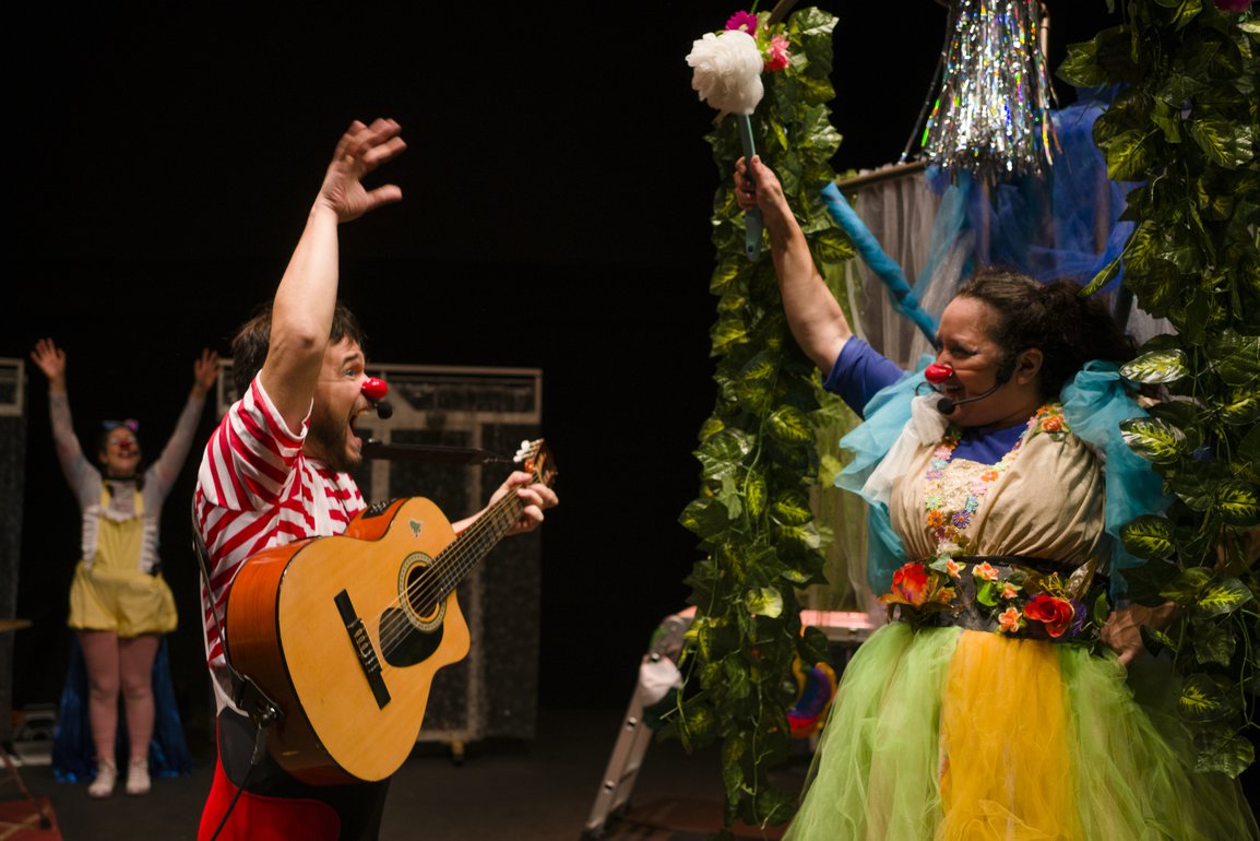 Cantando bajo la ducha